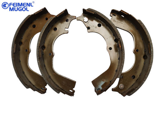 JMC1020 Autoteile Bremsschuhe Chinesischer Lkw JMC1040 Lkw-Teile 493ZQ3/ZQ4/ZQ4A