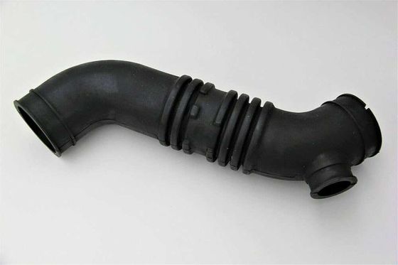 Guter Preis Luft-Eingangskanal ISUZU Motorteile für NKR 4JH1 8-97312540-2 Online